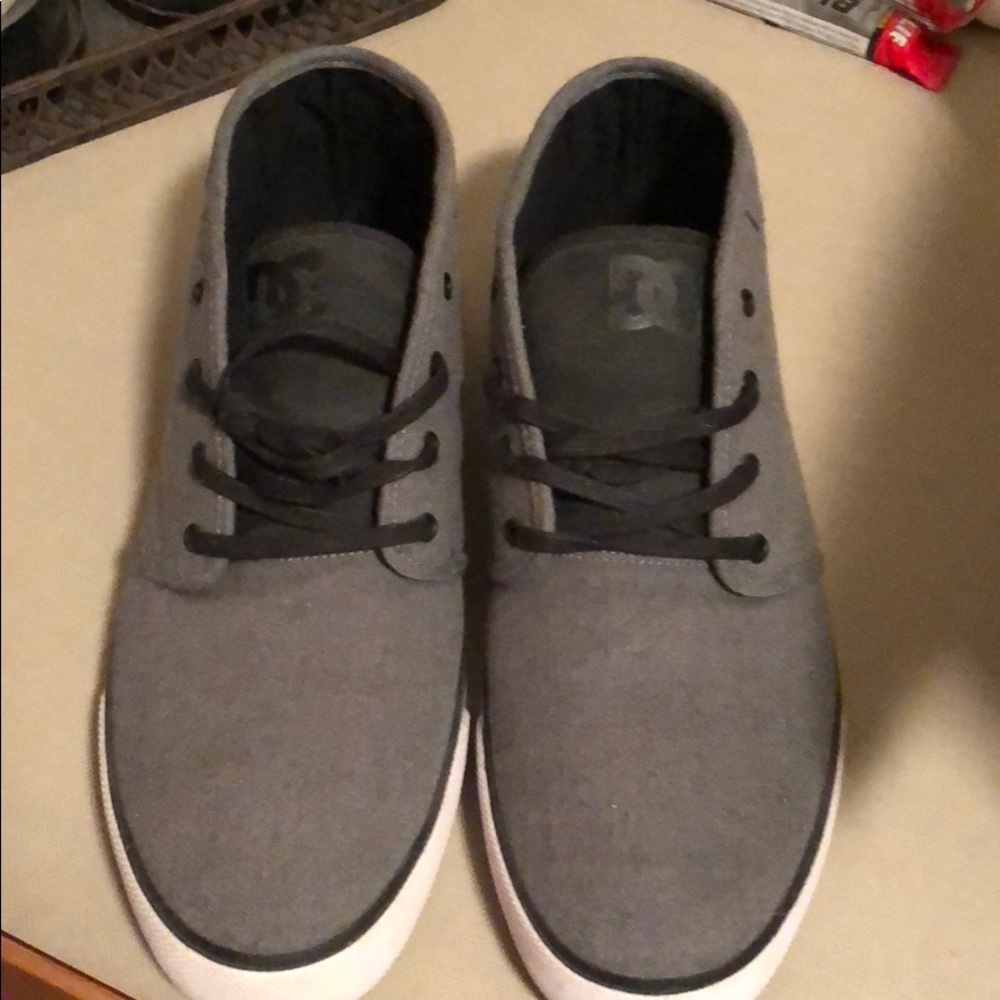 Men’s DC shoes